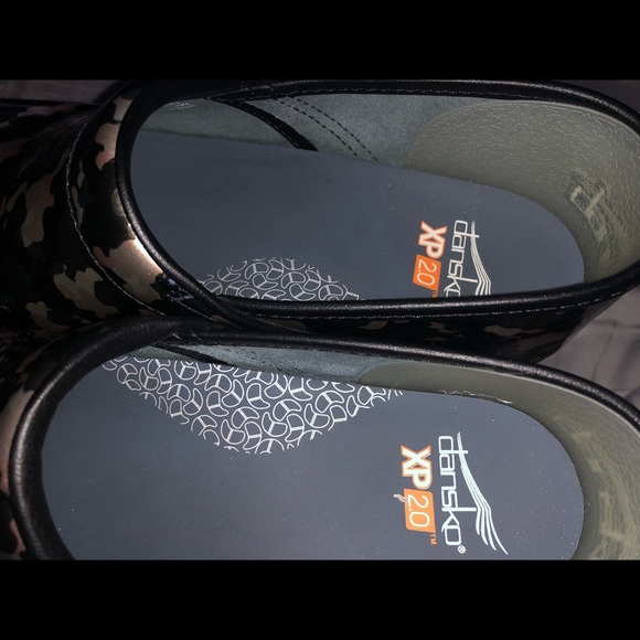 Danskos - Picture 3 of 4